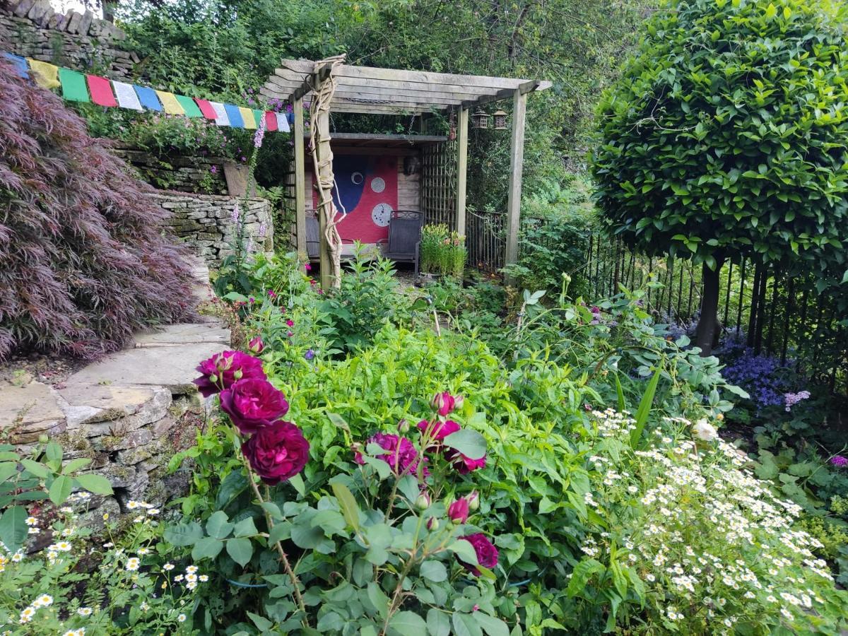 Beautiful Quiet Room In The Heart Of Holmfirth Exterior photo
